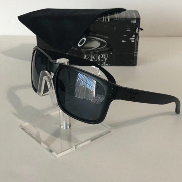 Oakley Holbrook Matte Black Frame 9102 - Picture 4 of 6